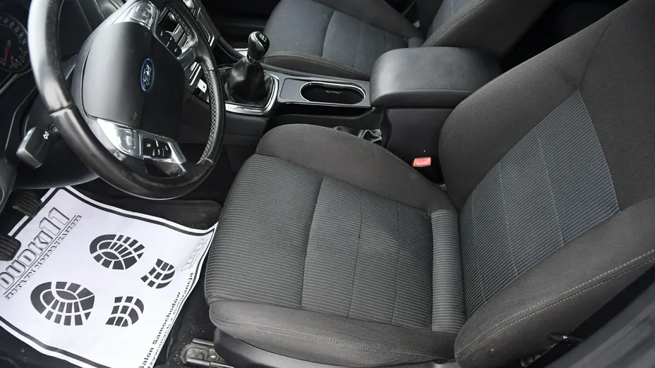 FORD Mondeo -