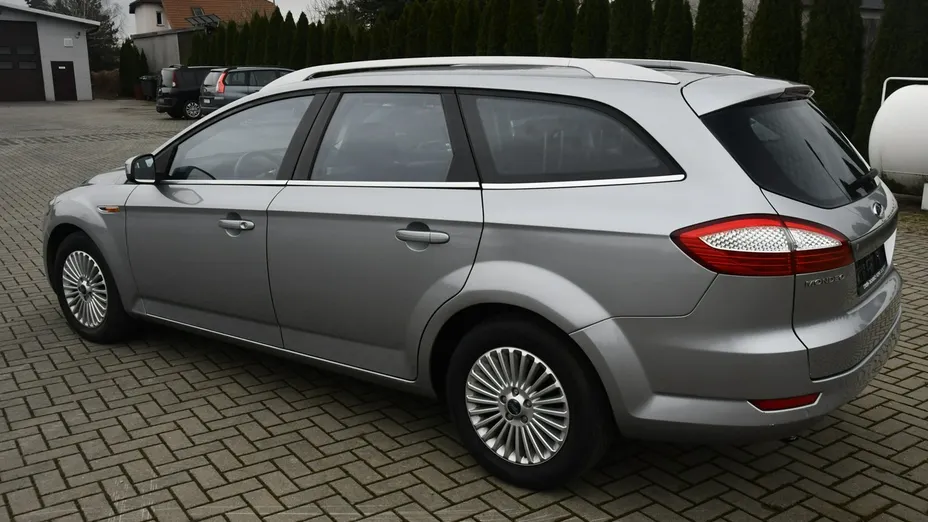 FORD Mondeo -