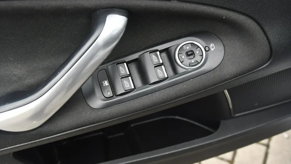 FORD Mondeo -