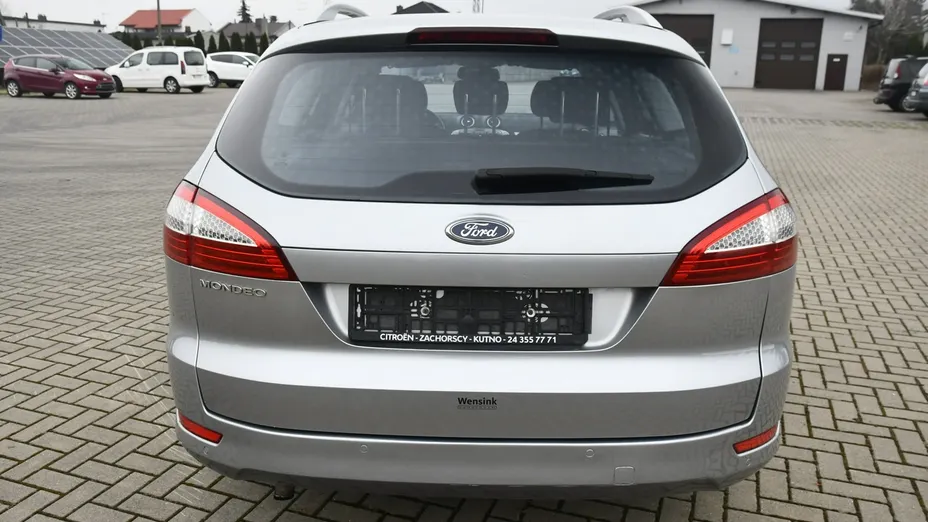 FORD Mondeo -