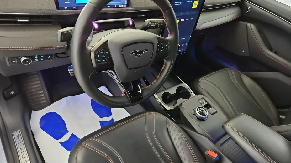 FORD Mustang Mach-E -
