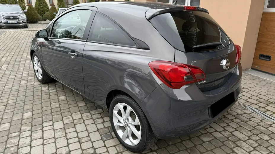 OPEL Corsa -