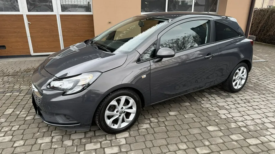OPEL Corsa -
