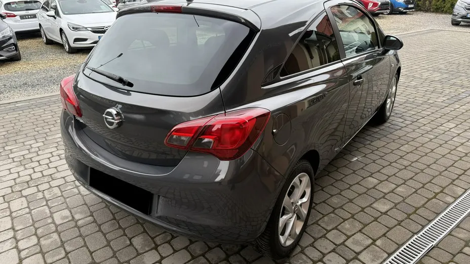 OPEL Corsa -