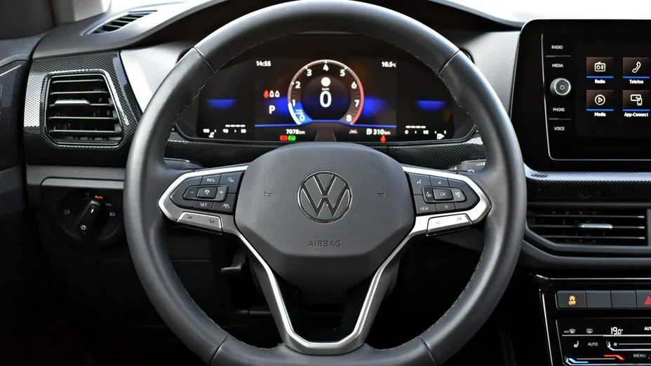 VOLKSWAGEN T-Cross -