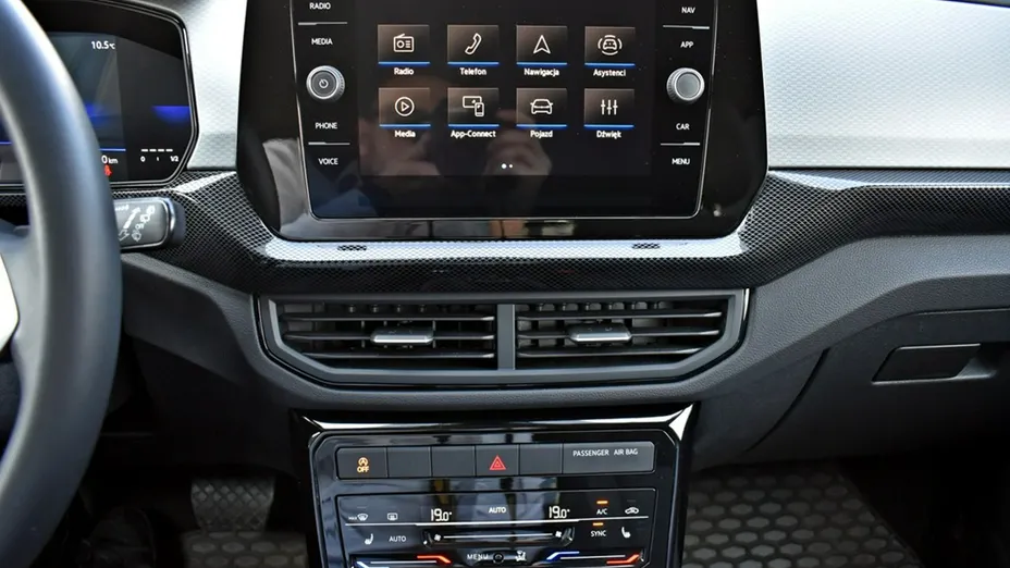 VOLKSWAGEN T-Cross -