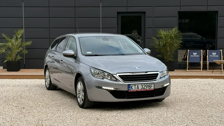 PEUGEOT 308 -
