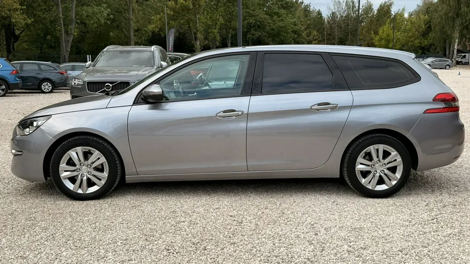 PEUGEOT 308 -