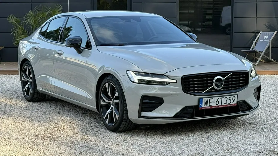 VOLVO S60 -