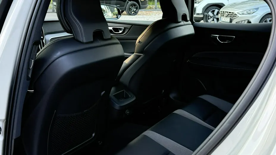 VOLVO S60 -