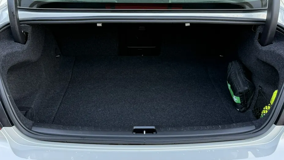 VOLVO S60 -