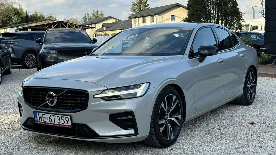 VOLVO S60 -