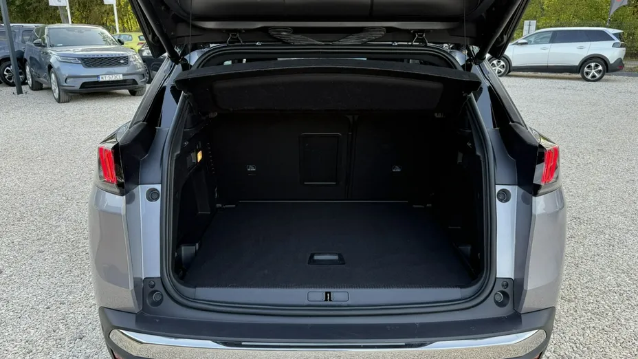 PEUGEOT 3008 -