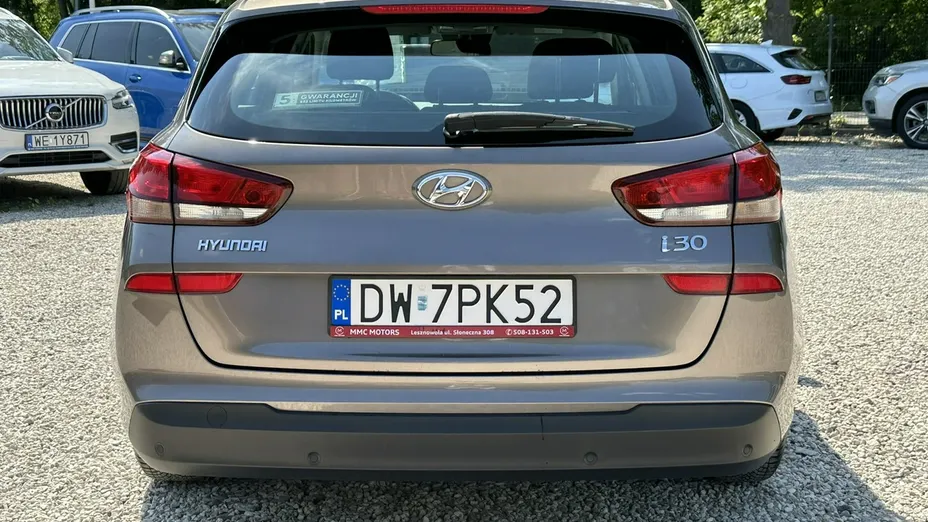 HYUNDAI i30 -