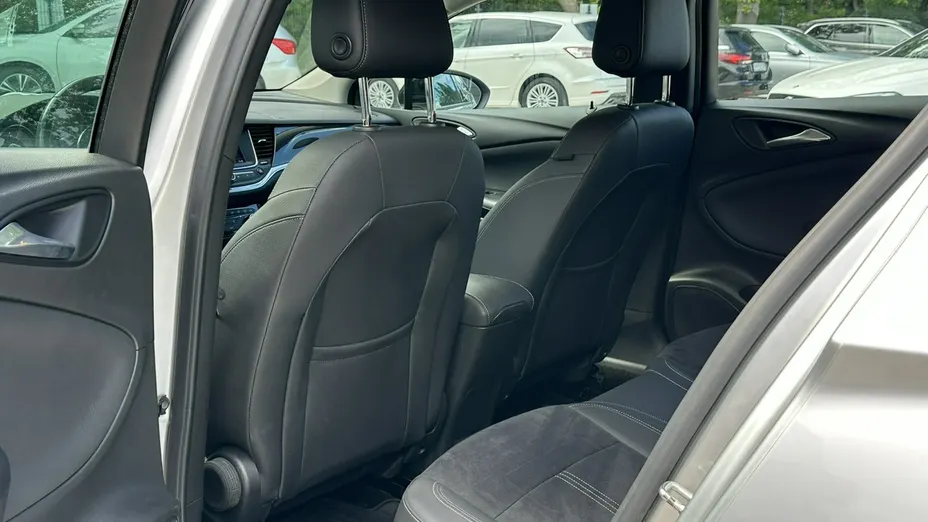 OPEL Astra -