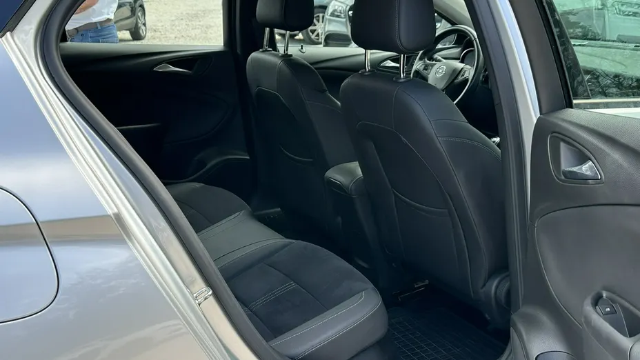 OPEL Astra -