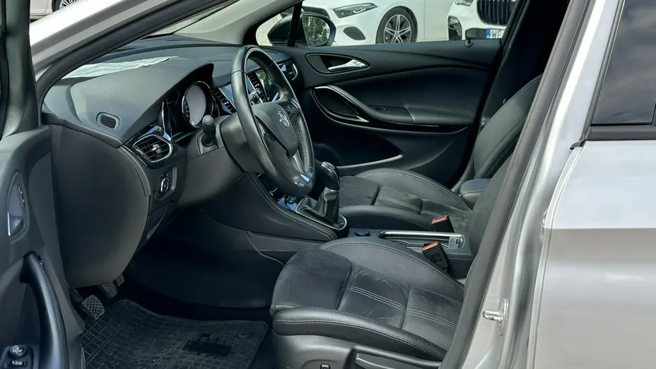 OPEL Astra -