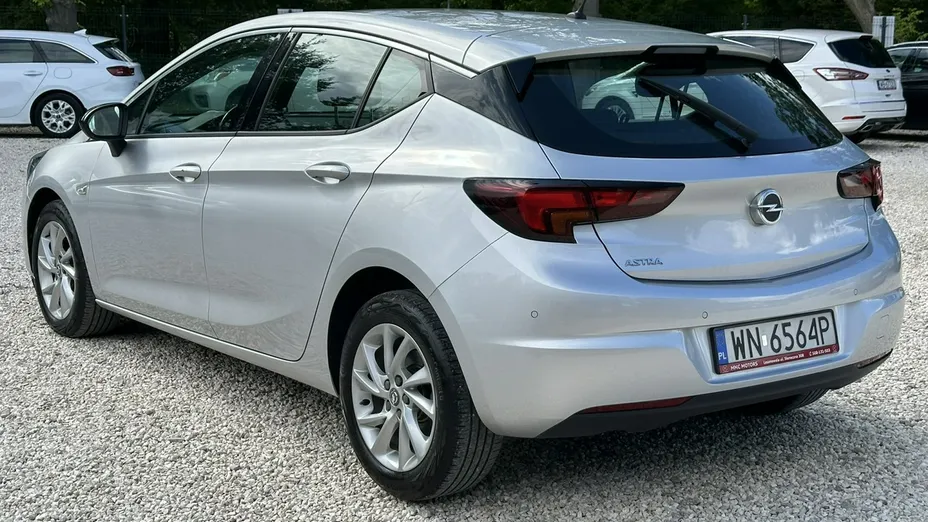 OPEL Astra -