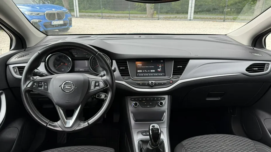 OPEL Astra -