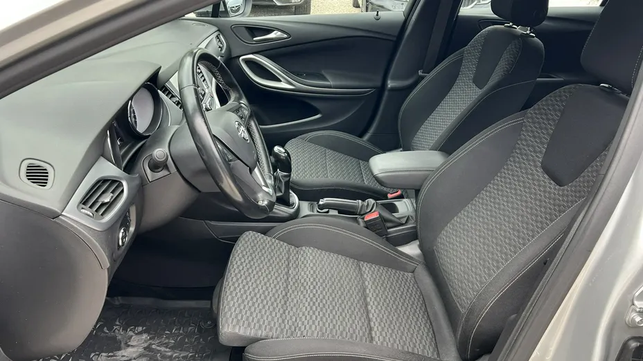 OPEL Astra -