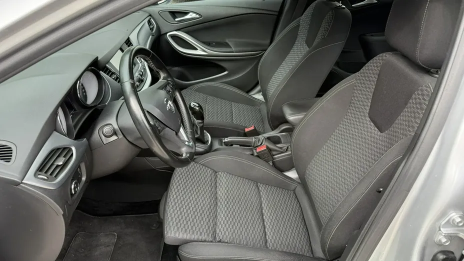 OPEL Astra -