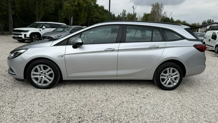 OPEL Astra -