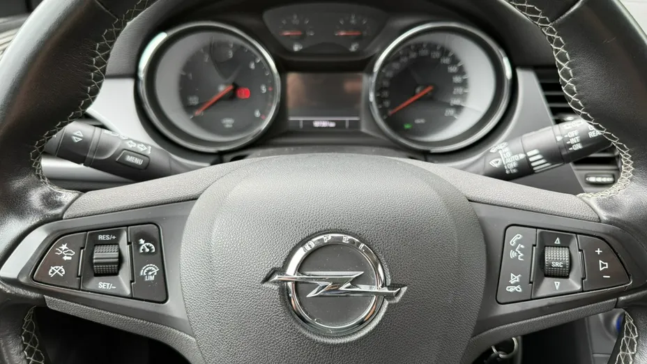 OPEL Astra -