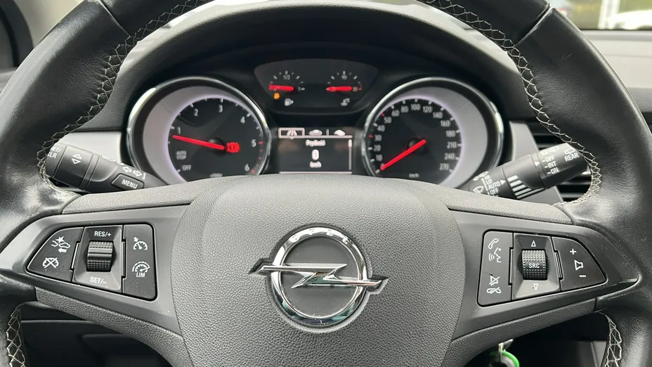 OPEL Astra -