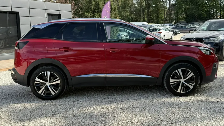 PEUGEOT 3008 -