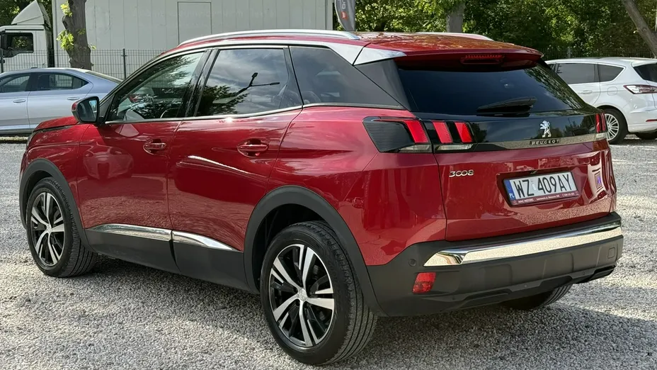 PEUGEOT 3008 -