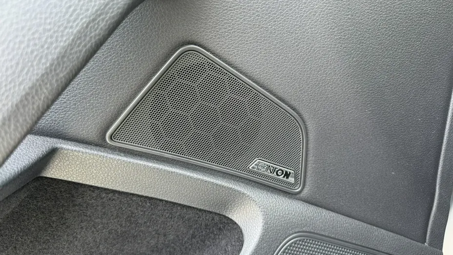 SKODA Superb -