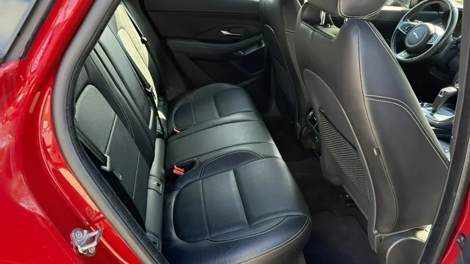 JAGUAR E-Pace -