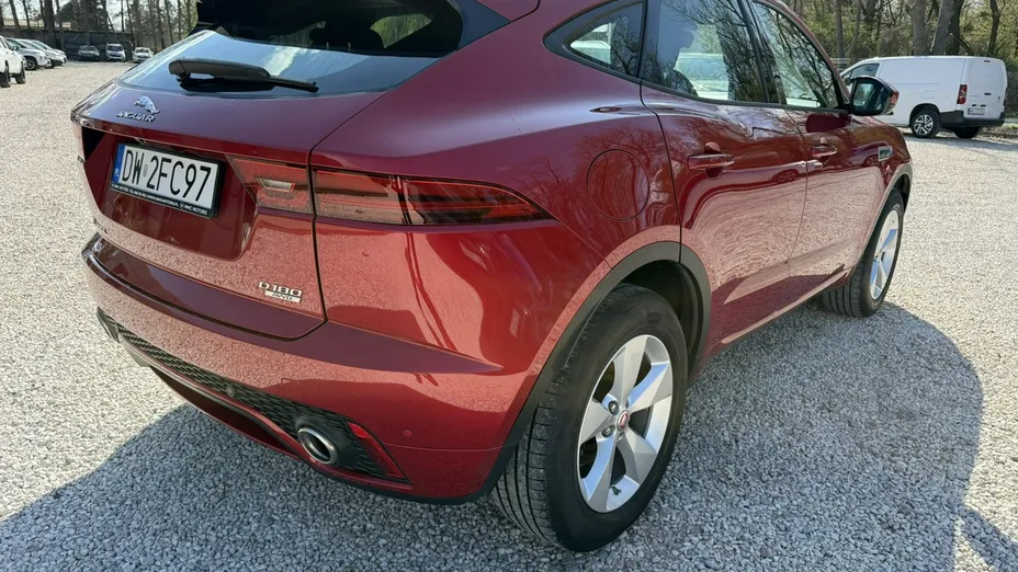 JAGUAR E-Pace -
