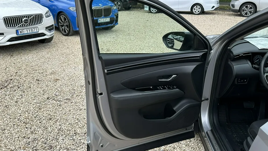 HYUNDAI Tucson -