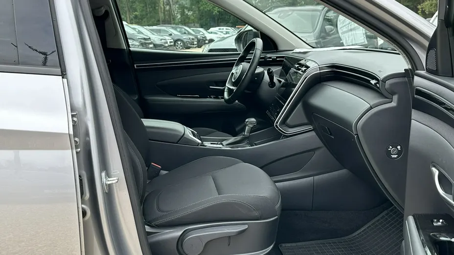 HYUNDAI Tucson -
