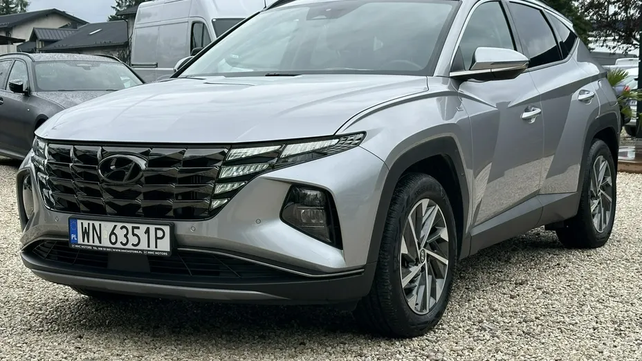 HYUNDAI Tucson -