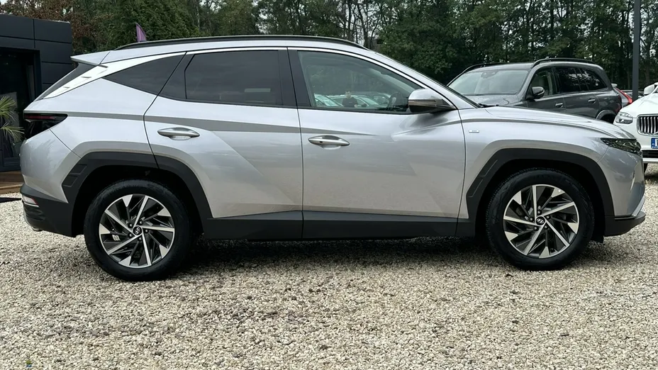 HYUNDAI Tucson -