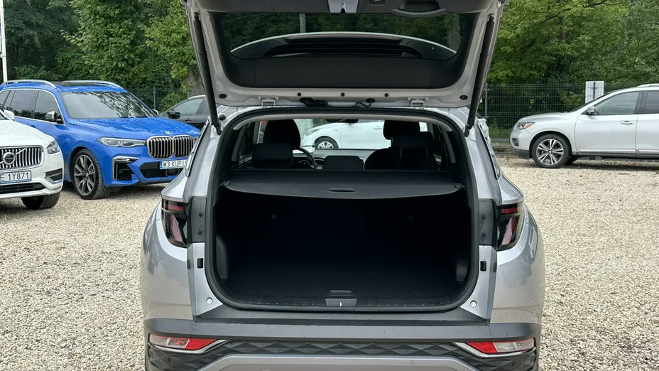 HYUNDAI Tucson -