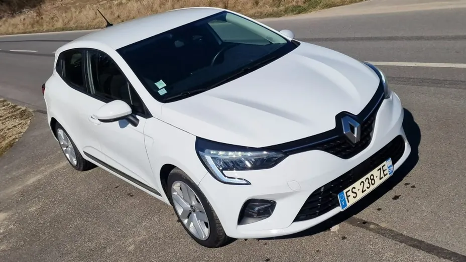 RENAULT Clio -