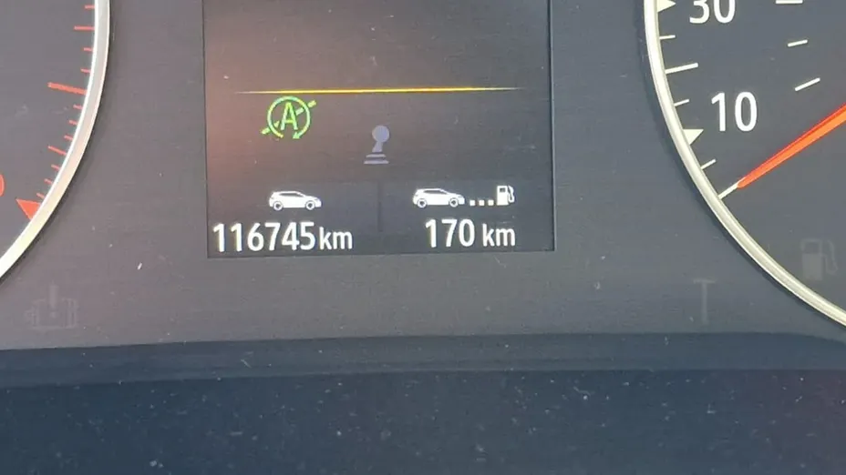 RENAULT Clio -