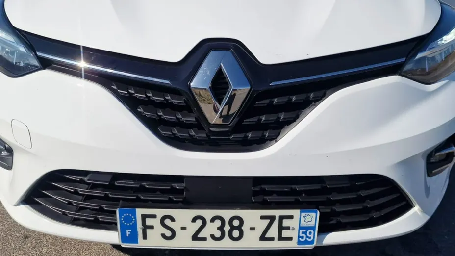 RENAULT Clio -