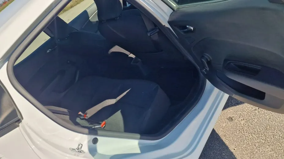 RENAULT Clio -