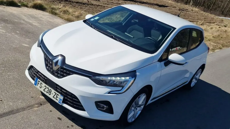 RENAULT Clio -