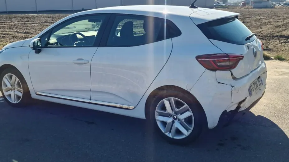 RENAULT Clio -