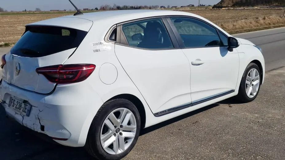 RENAULT Clio -
