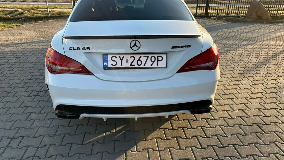MERCEDES-BENZ CLA -