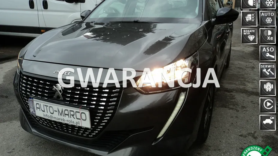 PEUGEOT 208 -