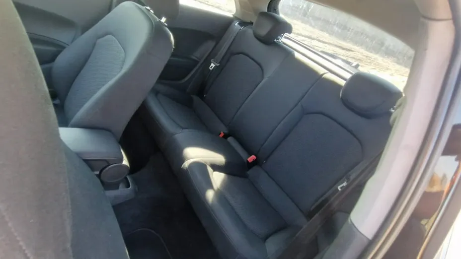 AUDI A1 -