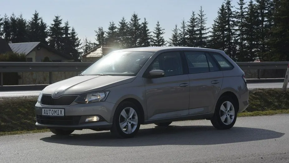 SKODA Fabia -
