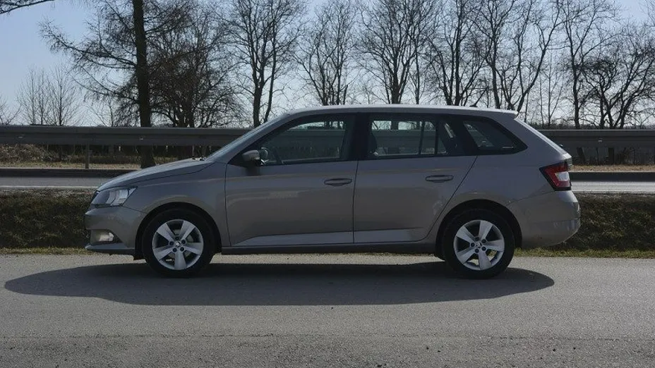 SKODA Fabia -